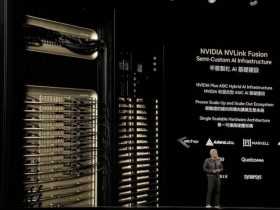 值得注意的是,2025凉鞋爆款Top10!第1双明星同款,第3双巨显腿长!